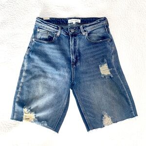Women’s almost famous Bermuda short cut offs size 5